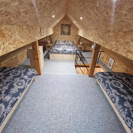 Vineyard Vinska Grajska Kasca Сasa de vacaciones