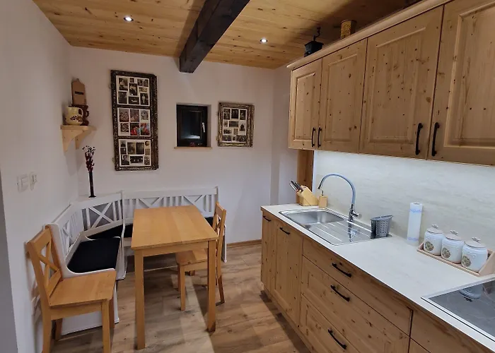 Semesterbostad Vineyard Vinska Grajska Kasca Mirna